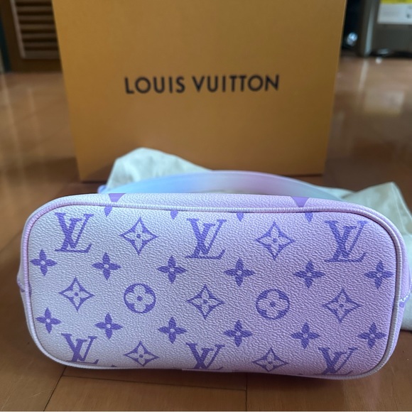 SOLD! louis vuitton limited edition marshmallow bag in sunrise pastel monogram - Picture 4 of 8